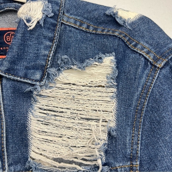 BBJ Women’s Distressed Denim Jean Jacket Size M 100% Cotton Blue Was Long Sleeve - Picture 2 of 15
